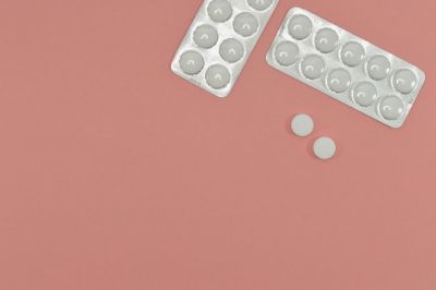 Включение фавипиравира в Перечень ЖНВЛП с 12 октября грозит проблемами дистрибьюторам Включение фавипиравира в Перечень ЖНВЛП с 12 октября грозит проблемами дистрибьюторам