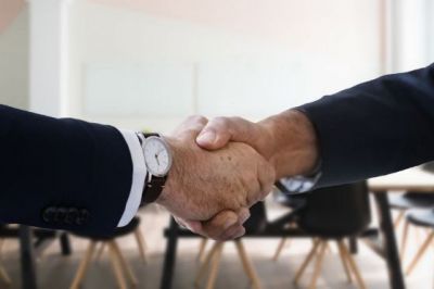 Двенадцать бизнес-проектов претендуют на победу в «Платиновой унции» Двенадцать бизнес-проектов претендуют на победу в «Платиновой унции»