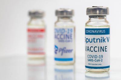 РФПИ предложил Pfizer испытать «Спутник Лайт» в качестве бустера РФПИ предложил Pfizer испытать «Спутник Лайт» в качестве бустера