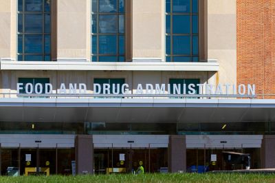 FDA готово опубликовать полные данные о вакцине Pfizer через 55 лет FDA готово опубликовать полные данные о вакцине Pfizer через 55 лет