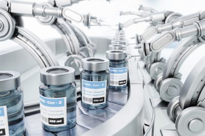 FDA отложило рассмотрение заявки Moderna из-за риска миокардита среди подростков FDA отложило рассмотрение заявки Moderna из-за риска миокардита среди подростков