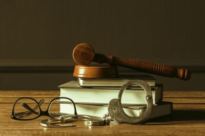 Суд в Тамбове оштрафовал экс-заведующую аптекой за взятку Суд в Тамбове оштрафовал экс-заведующую аптекой за взятку