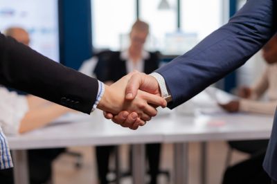 Фармкомпании вошли в рейтинги лучших работодателей России