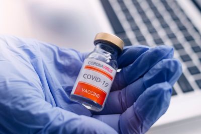 ВОЗ одобрила для экстренного применения 12-ю вакцину от COVID-19