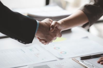 AbbVie за 10 млрд долларов купила ImmunoGen
