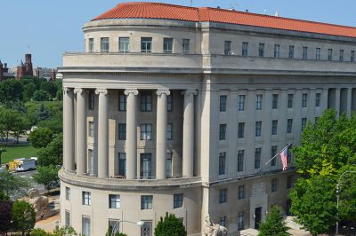 Фармкомпании начали отзывать свои патенты в США по требованию FTC Фармкомпании начали отзывать свои патенты в США по требованию FTC