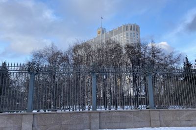 Правительство продлило дополнительные случаи закупок у единственного поставщика