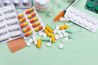 Росстат сообщил о росте цен на лекарства в январе на 1,9%