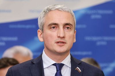 Евгений Нифантьев призвал бизнес отказаться от дробления&nbsp;и платить налоги в полном объеме