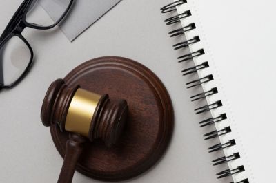 Суд США предписал J&J выплатить одну из рекордных компенсаций по делу о детских присыпках