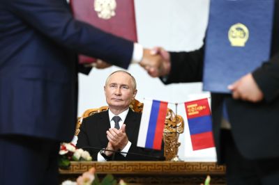 РФПИ договорился о партнерстве с фармкомпанией Монголии