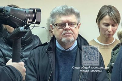 Бывшего главного нарколога Брюна осудили на семь лет за мошенничество