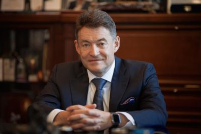 Каприн предупредил о предложениях мошенников поучаствовать в испытании онковакцины Каприн предупредил о предложениях мошенников поучаствовать в испытании онковакцины