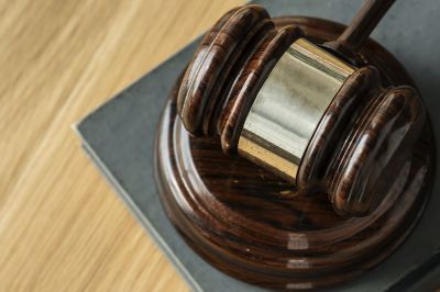 Суд обязал J&J выплатить 1,64 млрд долларов за незаконное продвижение препаратов от ВИЧ