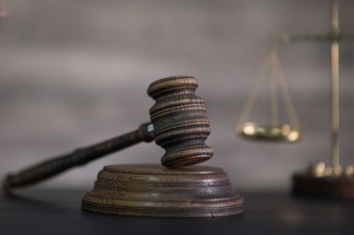 Суд арестовал имущество чиновника Минздрава по делу о взятке от &laquo;Джодас Экспоим&raquo;