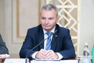 Игоря Каграманяна освободили от должности главы Депздрава правительства Игоря Каграманяна освободили от должности главы Депздрава правительства
