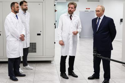 Путин оценил достижения &laquo;Сириуса&raquo; за десять лет работы