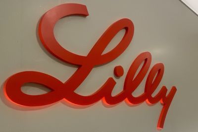 Eli Lilly получила разрешение на продажу препарата от болезни Альцгеймера в ЕС