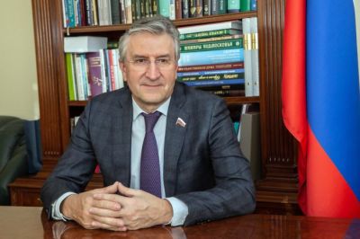 Депутат Айрат Фаррахов призвал делить упаковки лекарств