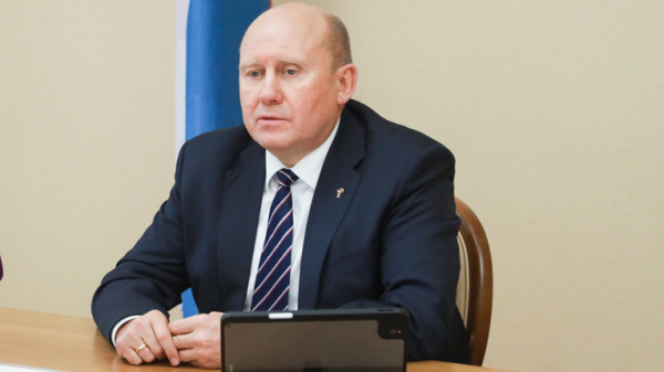 Главе пензенского Минздрава сделали выговор за задержку поставок лекарств Главе пензенского Минздрава сделали выговор за задержку поставок лекарств