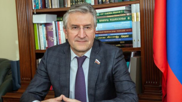 Айрат Фаррахов сложил депутатские полномочия