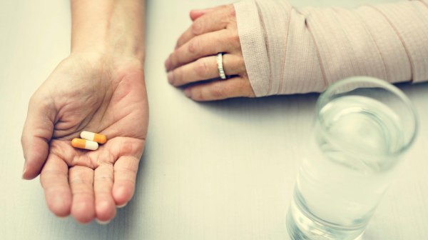FDA одобрило первое обезболивающее на основе парацетамола и напроксена натрия